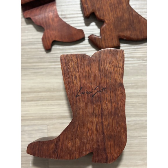 Wooden Boot Trinket Box Hand Carved Star Interior Lidded Keepsake Storage - Picture 4 of 4